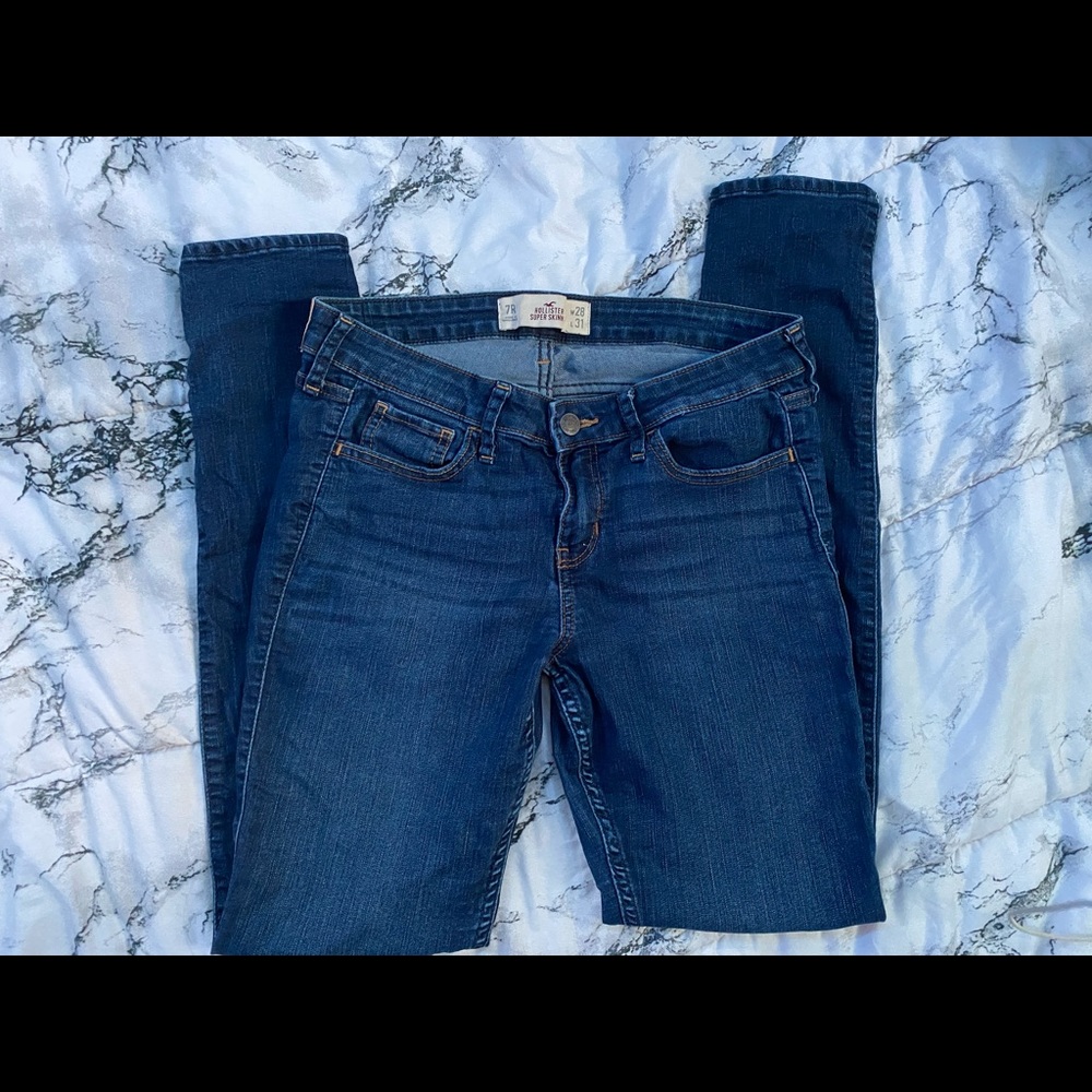 Hollister jeans!!✨